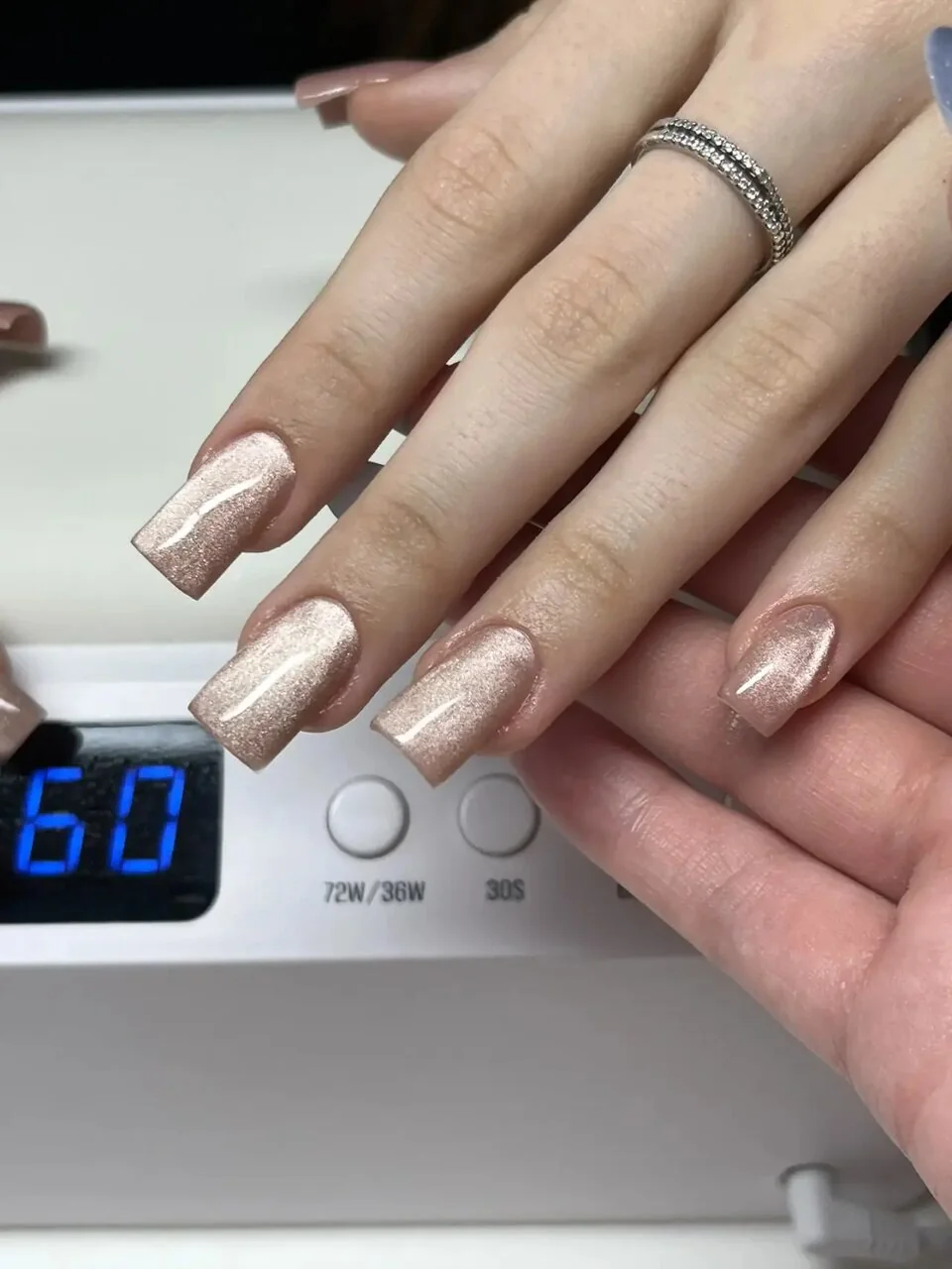 Маникюр Nails Bar в Белгороде - маникюр с прозрачной основой и белым кончиком - фото 38