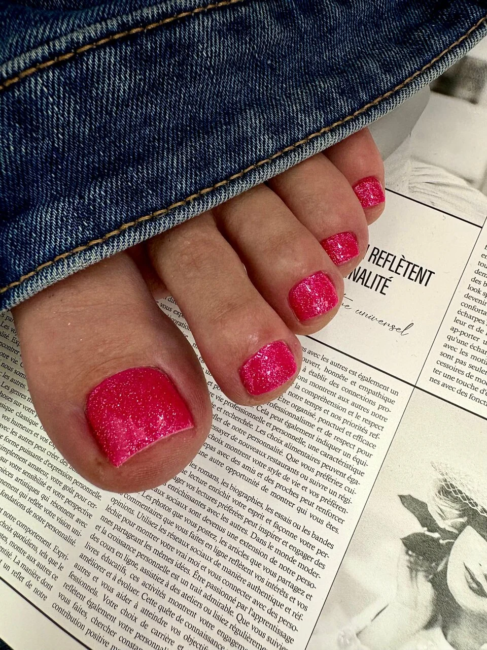 Педикюр Nails Bar в Белгороде - насыщенный розовый педикюр - фото 10