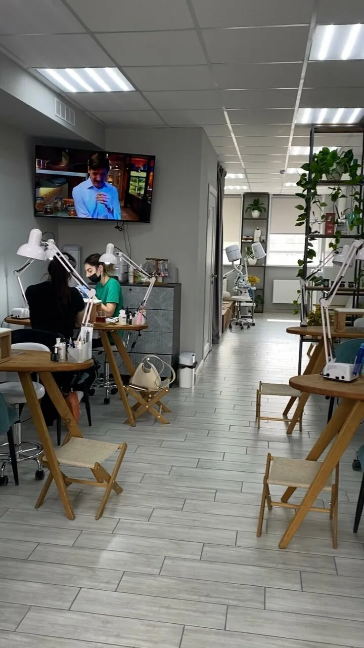 Студия маникюра и педикюра: интерьер и детали Nails Bar в Белгороде - фото 61 из карточки Яндекс Карт