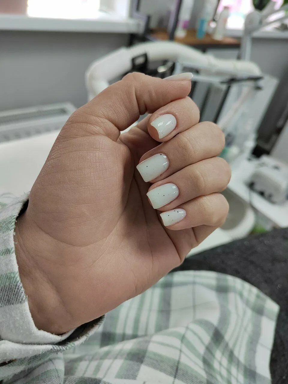 Маникюр Nails Bar в Белгороде - фото 98 из карточки Яндекс Карт