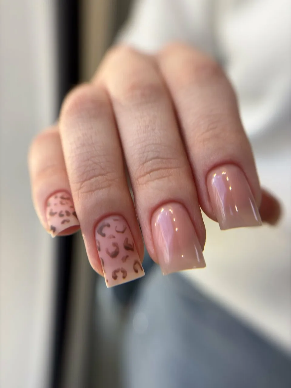 Маникюр Nails Bar в Белгороде - фото 99 из карточки Яндекс Карт