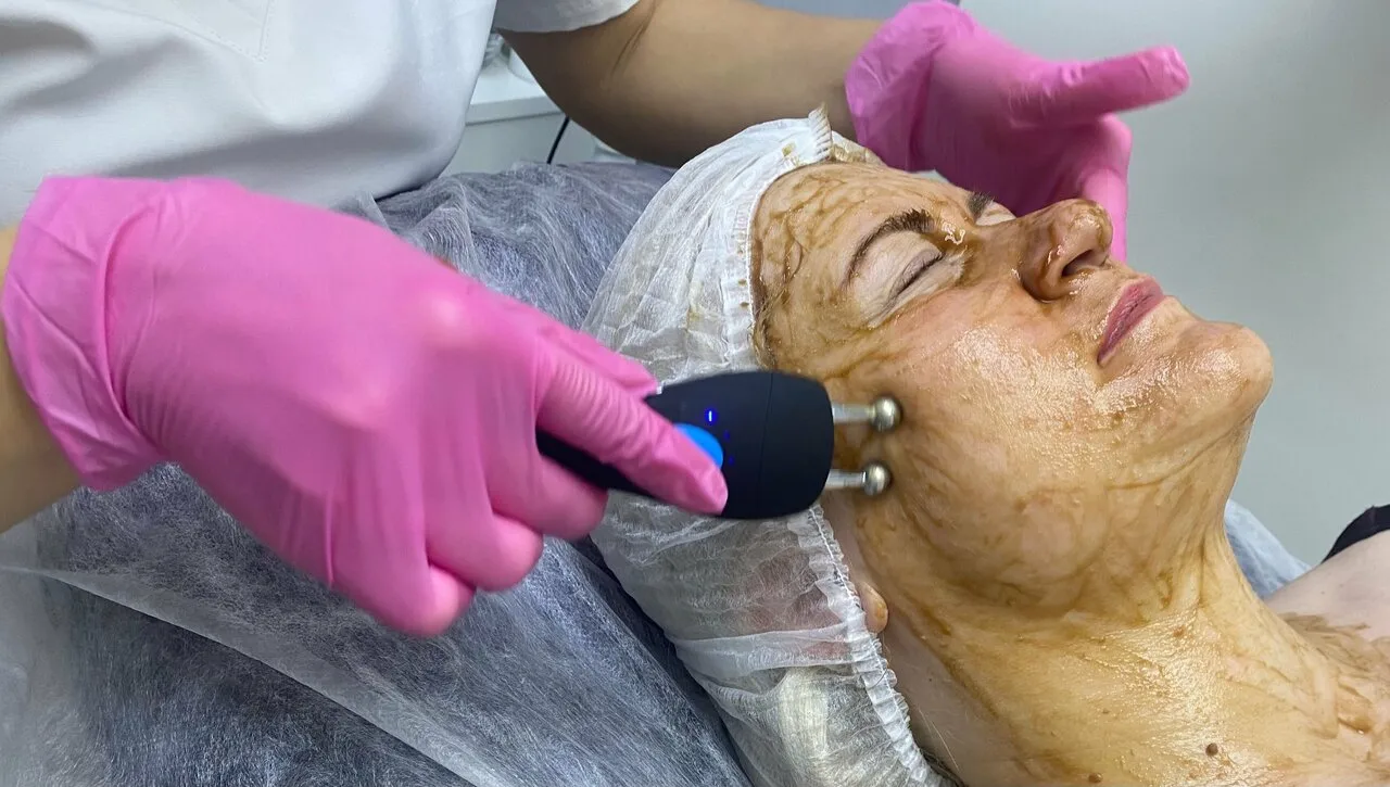 Фотографии из карточки студии маникюра и педикюра Nails Bar в Белгороде - фото 6 из карточки Яндекс Карт