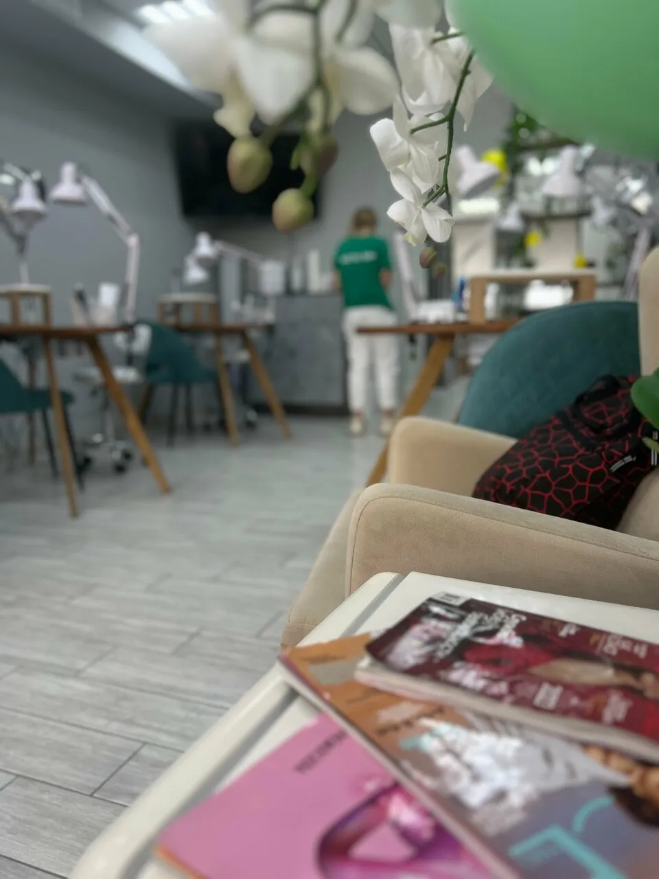 Студия маникюра и педикюра: интерьер и детали Nails Bar в Белгороде - фото 69 из карточки Яндекс Карт