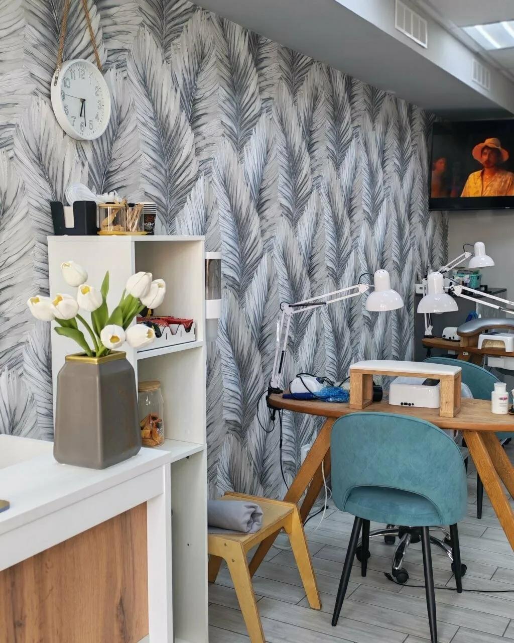 Студия маникюра и педикюра: интерьер и детали Nails Bar в Белгороде - фото 70 из карточки Яндекс Карт