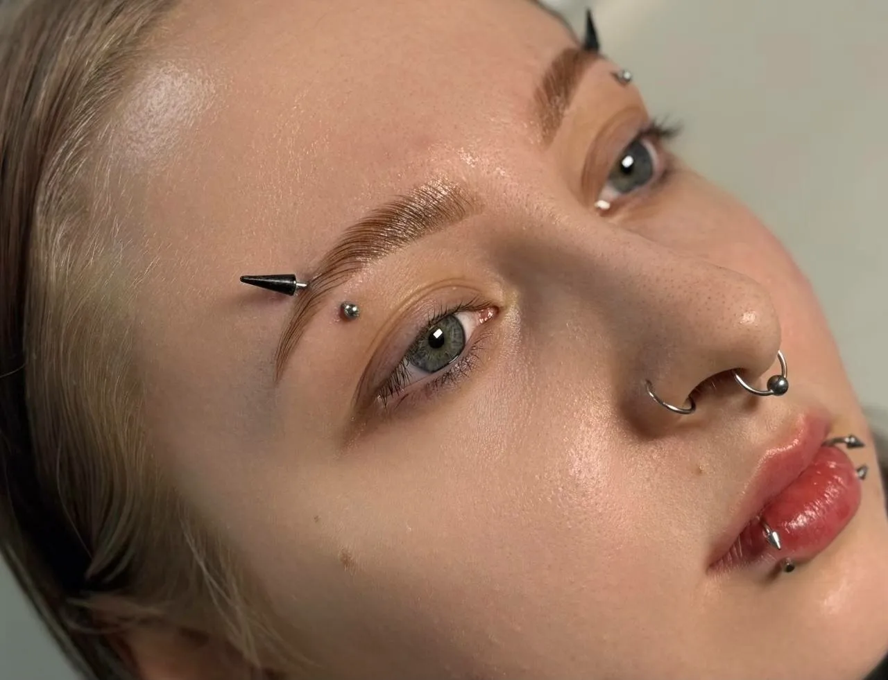 Оформление бровей и ресниц Nails Bar в Белгороде - фото 10 из карточки Яндекс Карт